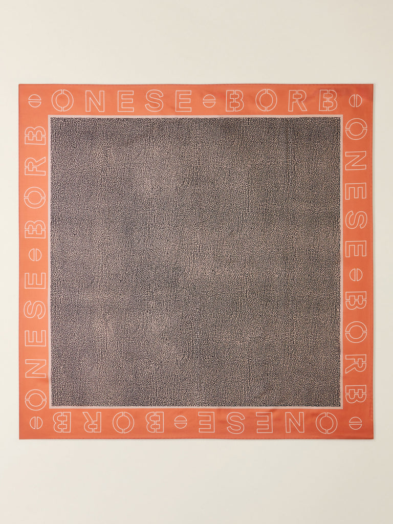 Foulard: un accessorio intramontabile per l'autunno 2025 82