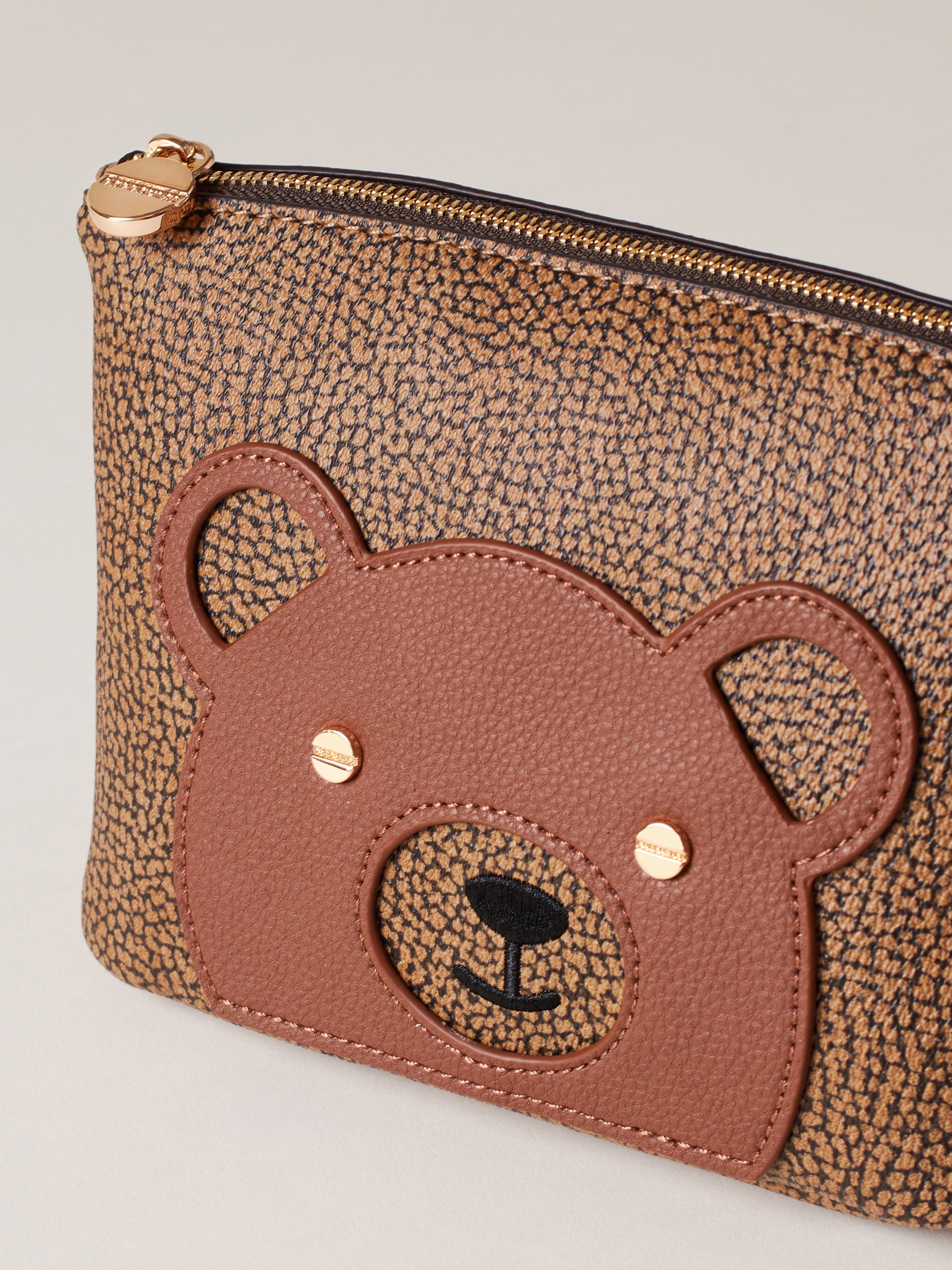 GRAFFITI BEAR POUCH