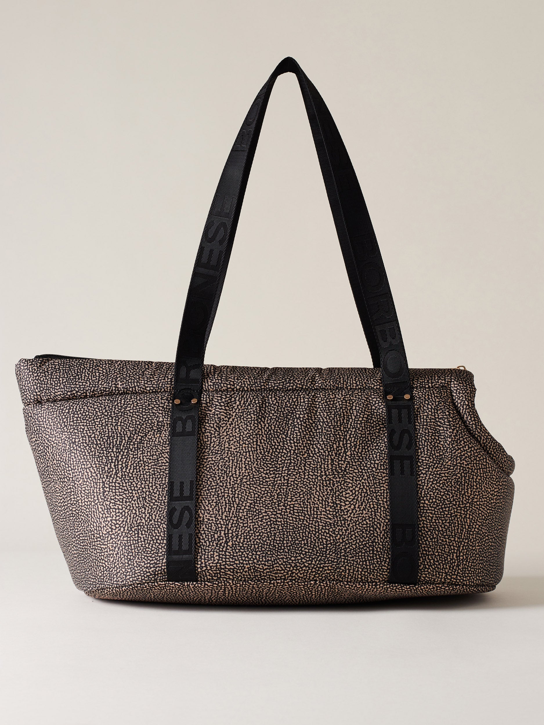 PET CARRIER MEDIUM