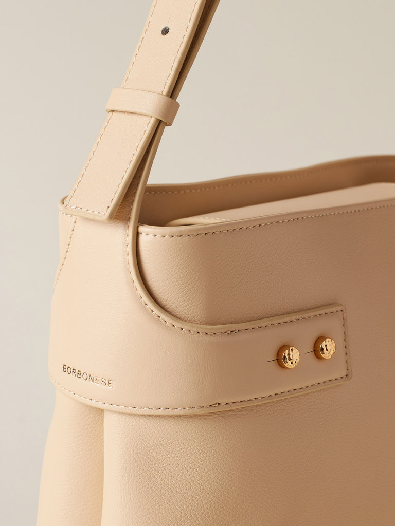 ARMOR HOBO MEDIUM