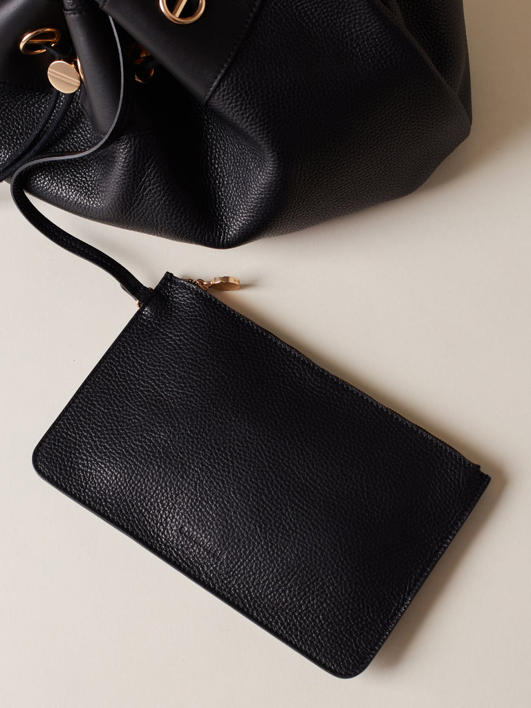 Leather shoulder bag - COLLIER HOBO BAG LARGE - Borbonese