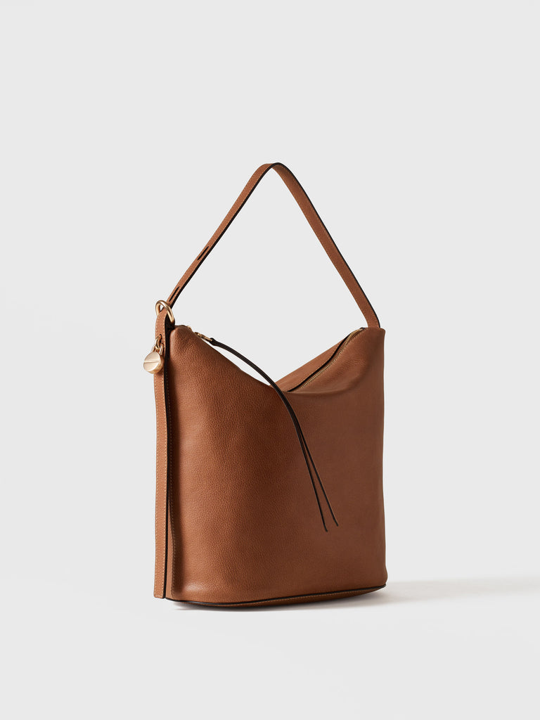 Leather shoulder bag - PRIVE BUCKET BAG MEDIUM - Borbonese
