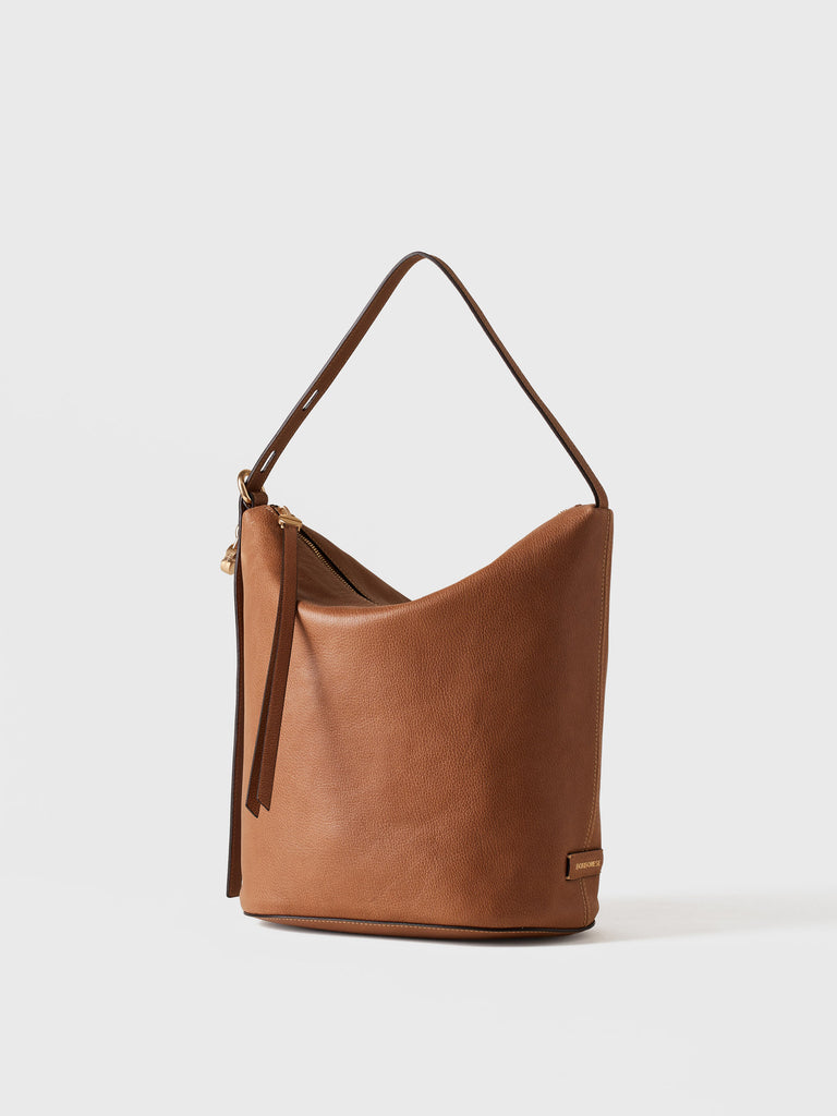 Leather shoulder bag - PRIVE BUCKET BAG MEDIUM - Borbonese