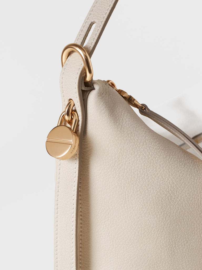 Leather shoulder bag - PRIVE BUCKET BAG MEDIUM - Borbonese