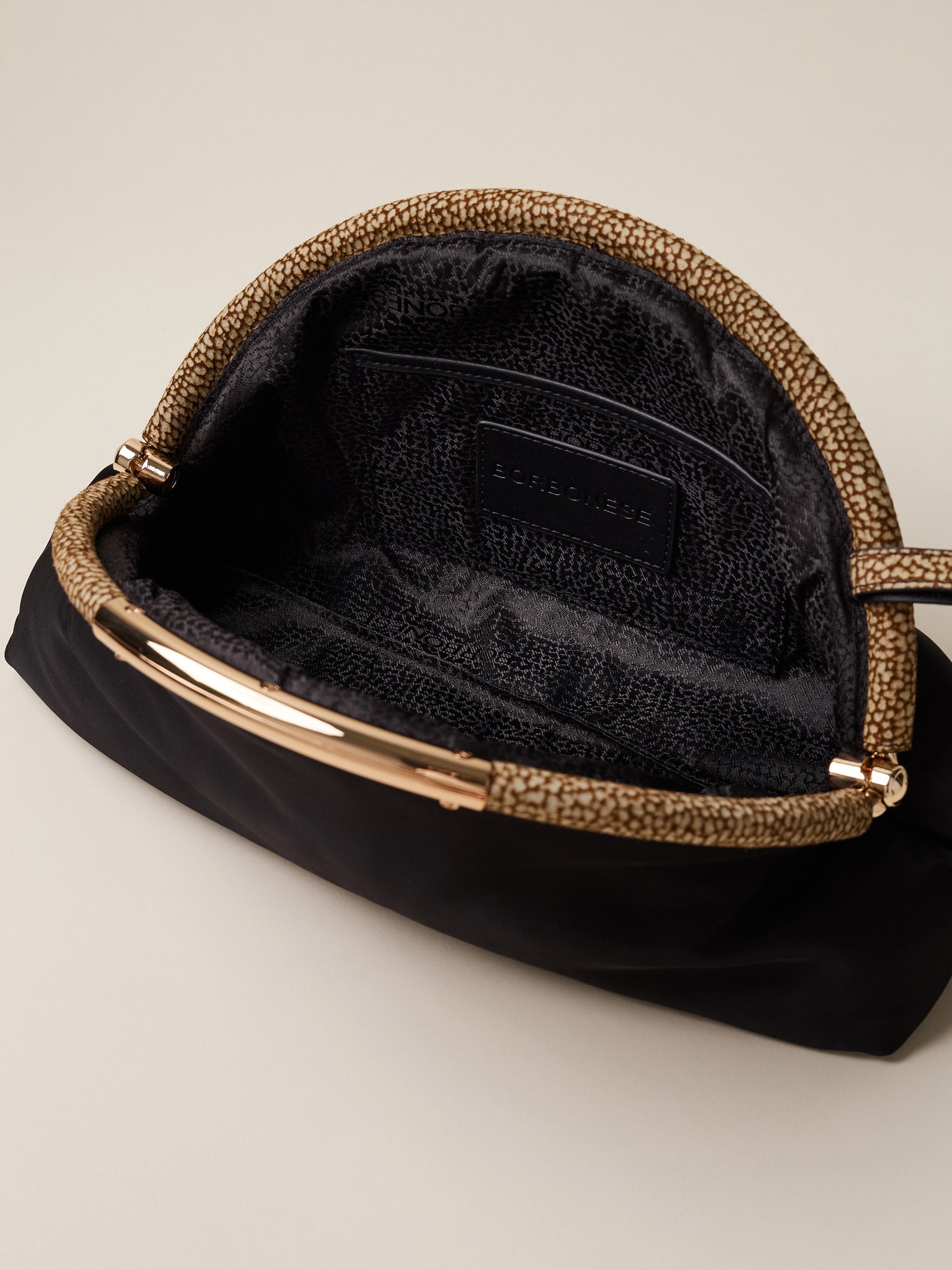 TRÉSOR CLUTCH MEDIUM