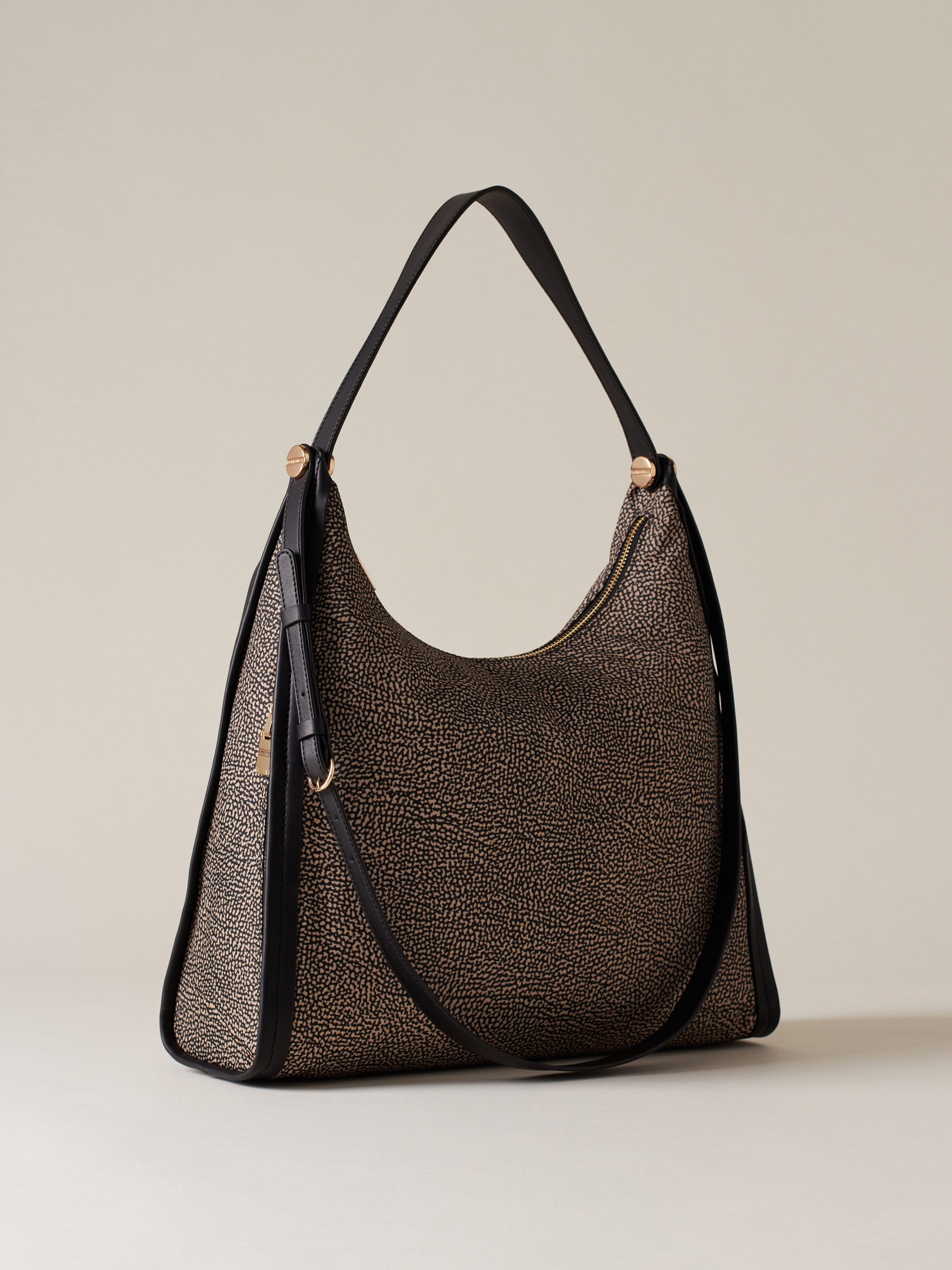 NEW ORBIT HOBO MEDIUM