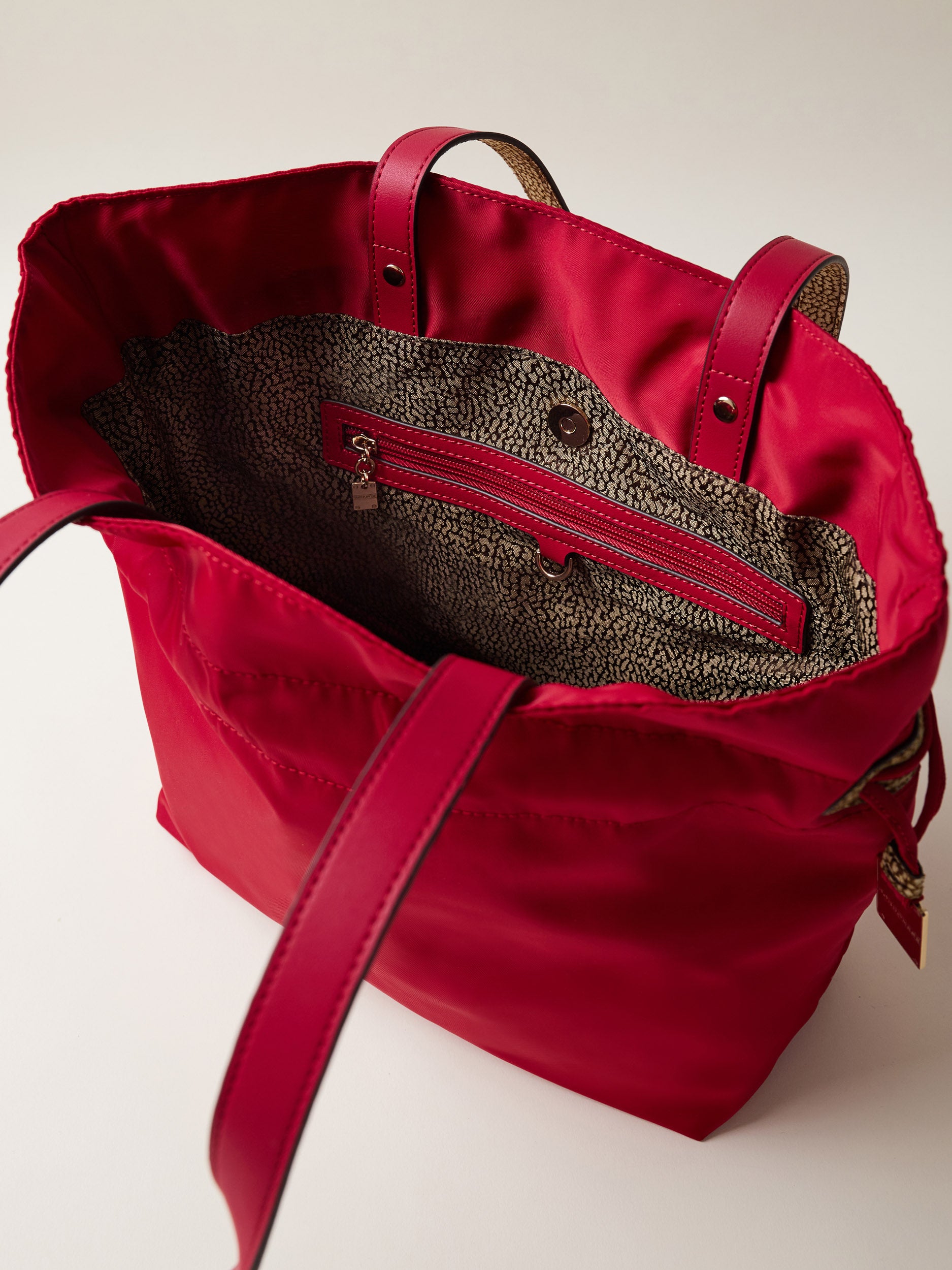 SHOPPER RUFFLE MEDIUM