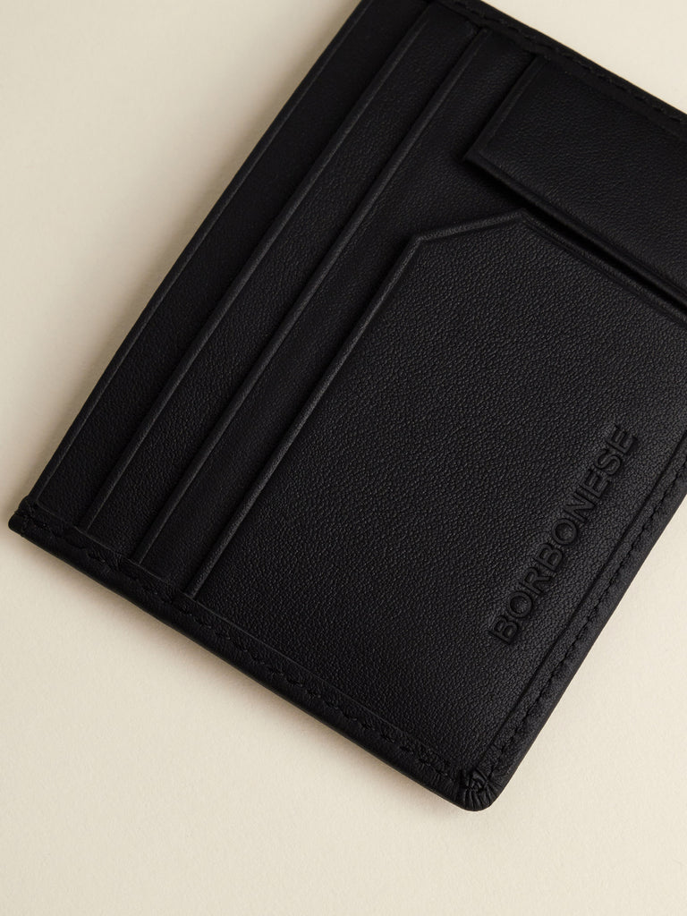 CREDIT CARD HOLDER